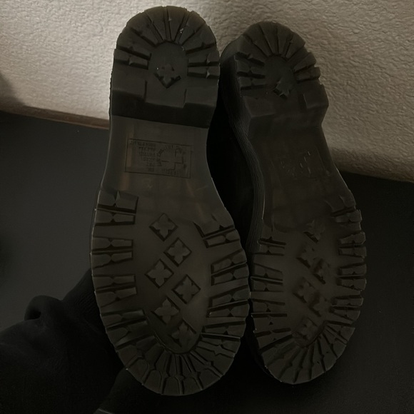 Dr Martens 2976 Leonore Women’s Chelsea Boots - Picture 6 of 7